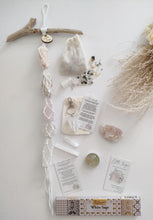 Load image into Gallery viewer, Mother's Day Crystal Love Gift Pack